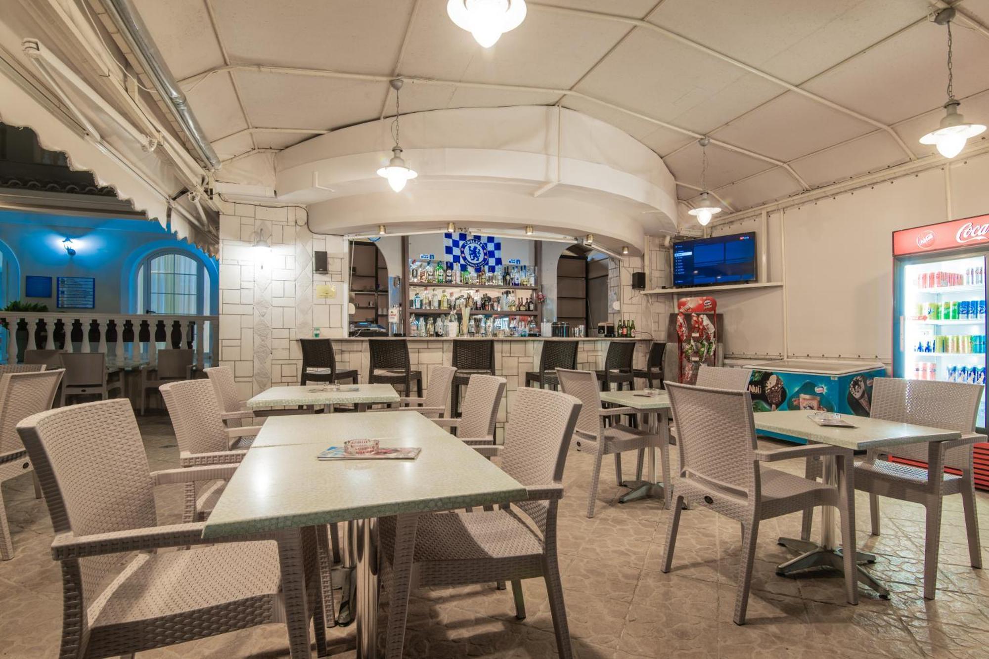Daisy Hotel Plános Zewnętrze zdjęcie