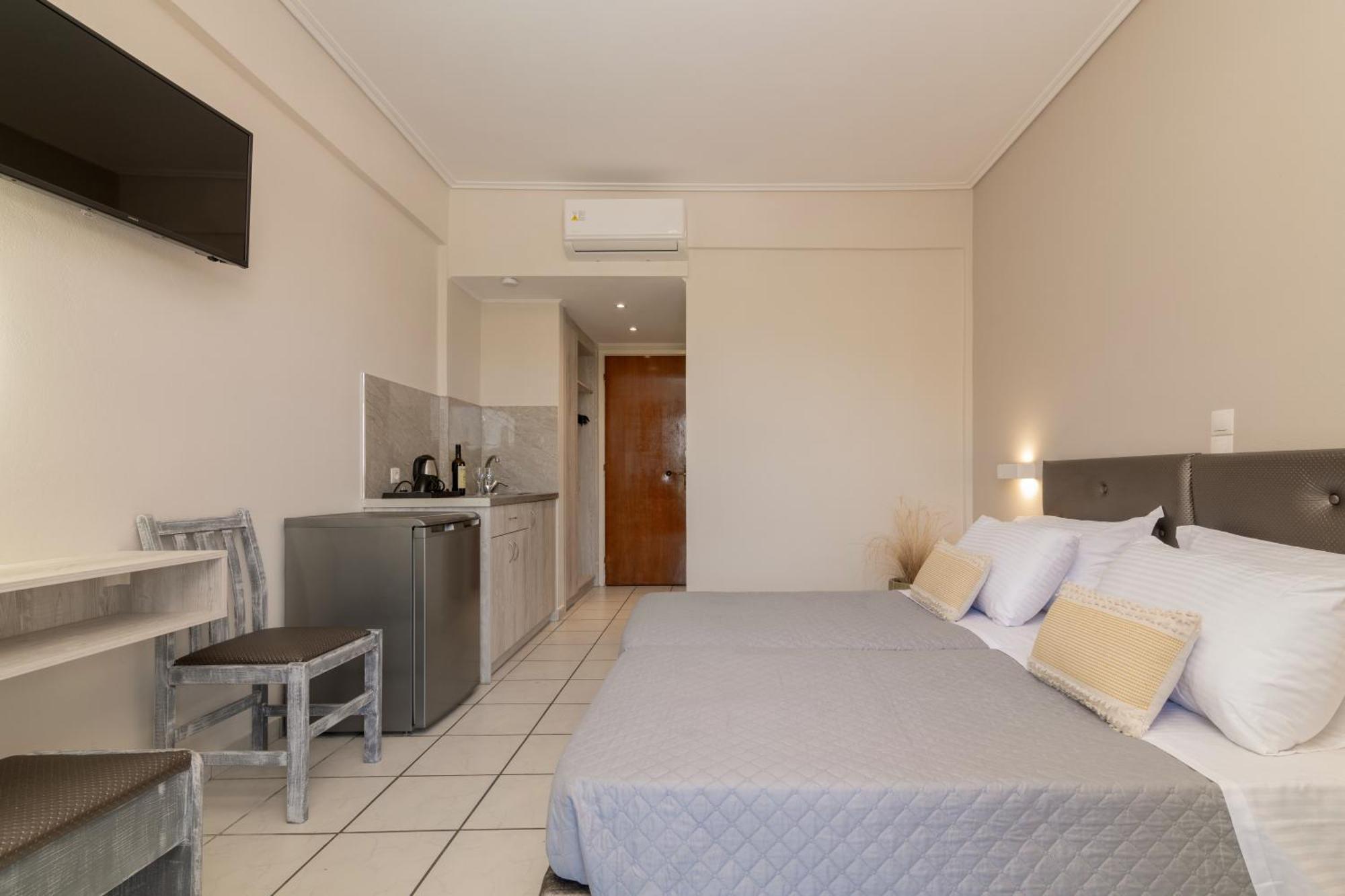 Daisy Hotel Plános Zewnętrze zdjęcie