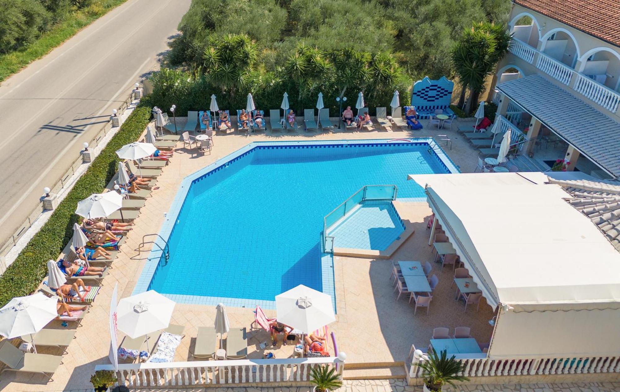 Daisy Hotel Plános Zewnętrze zdjęcie