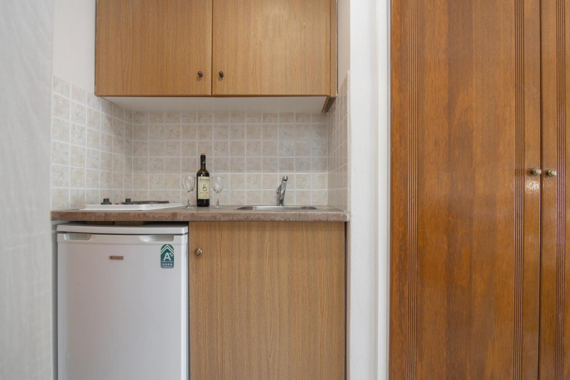 Daisy Hotel Plános Zewnętrze zdjęcie